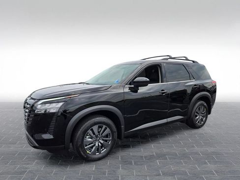 New 2026 Nissan Pathfinder SV AWD/4WD image 2