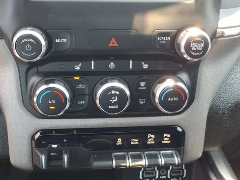 Used 2021 RAM 1500 Big Horn w/ Built-to-serve Edition AWD/4WD image 7