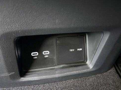 New 2025 Volkswagen Atlas Cross Sport SEL R-Line image 28