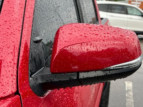 Certified 2023 Toyota Tacoma TRD Off-Road AWD/4WD image 9