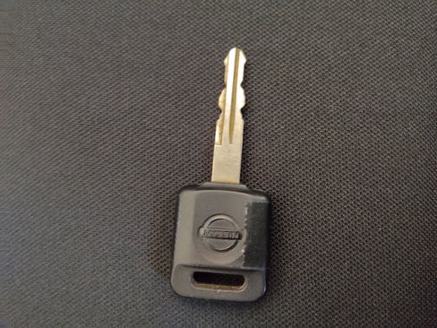 Used 2025 Nissan Versa S w/ Trunk Package FWD image 32