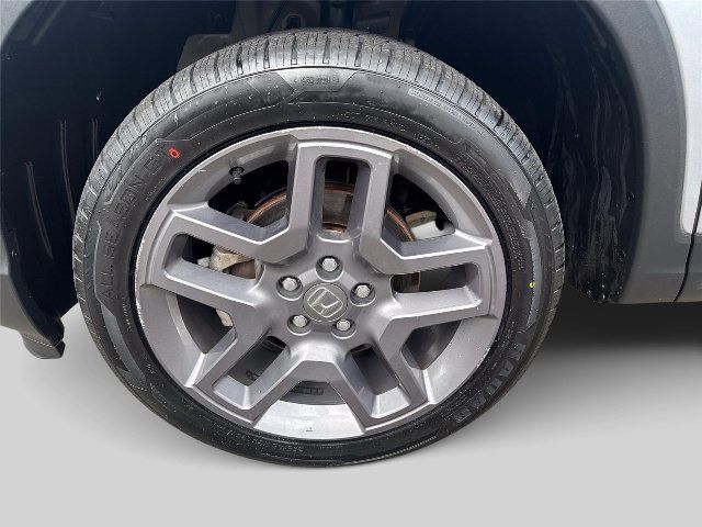 Used 2023 Honda Passport EX-L image 28