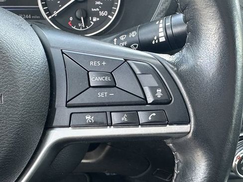 Certified 2023 Nissan Sentra SV FWD image 27