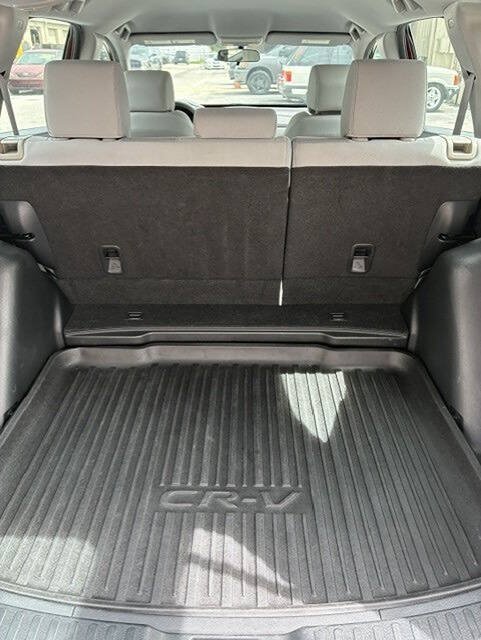 Used 2017 Honda CR-V LX image 8