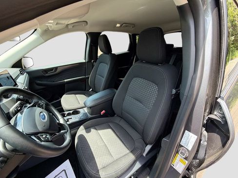 Certified 2024 Ford Escape Active AWD/4WD image 22