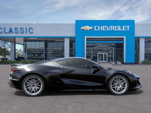 New 2025 Chevrolet Corvette Z06 image 5