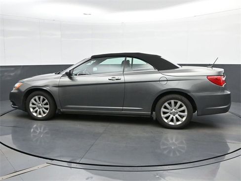 Used 2013 Chrysler 200 Touring image 5