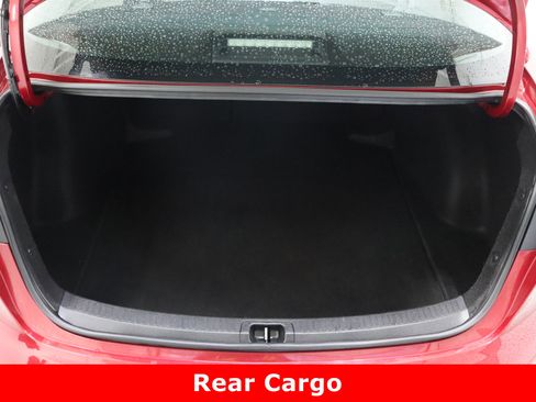 Used 2024 Toyota Corolla LE image 28