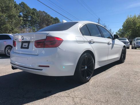 Used 2017 BMW 330i xDrive 330i xDrive Sedan 4D image 3