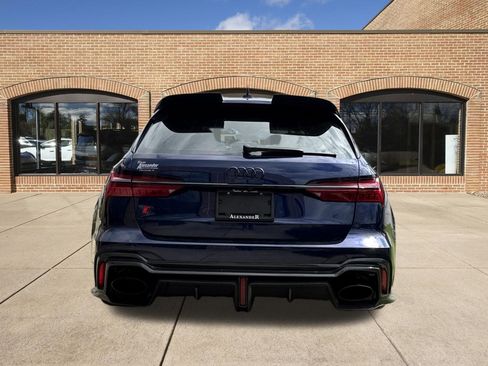 Used 2021 Audi RS 6 w/ Carbon Optic Package AWD/4WD image 4