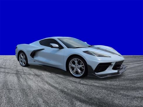 Used 2024 Chevrolet Corvette Stingray Preferred Cpe w/ Z51 Performance Package RWD image 2