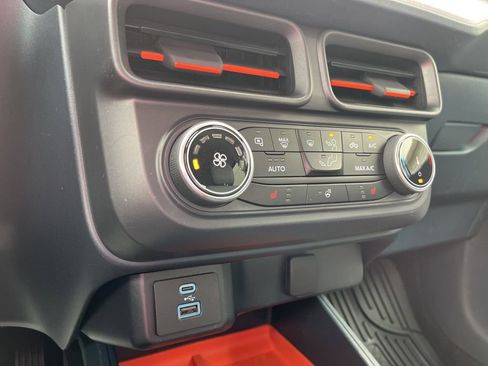 Used 2024 Ford Maverick XLT w/ XLT Luxury Package FWD image 21
