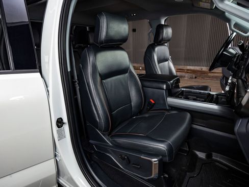 Used 2023 Ford F450 Lariat w/ Lariat Ultimate Package image 31