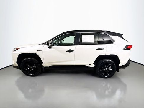 Used 2021 Toyota RAV4 XSE w/ XSE Grade Weather Package AWD/4WD image 4