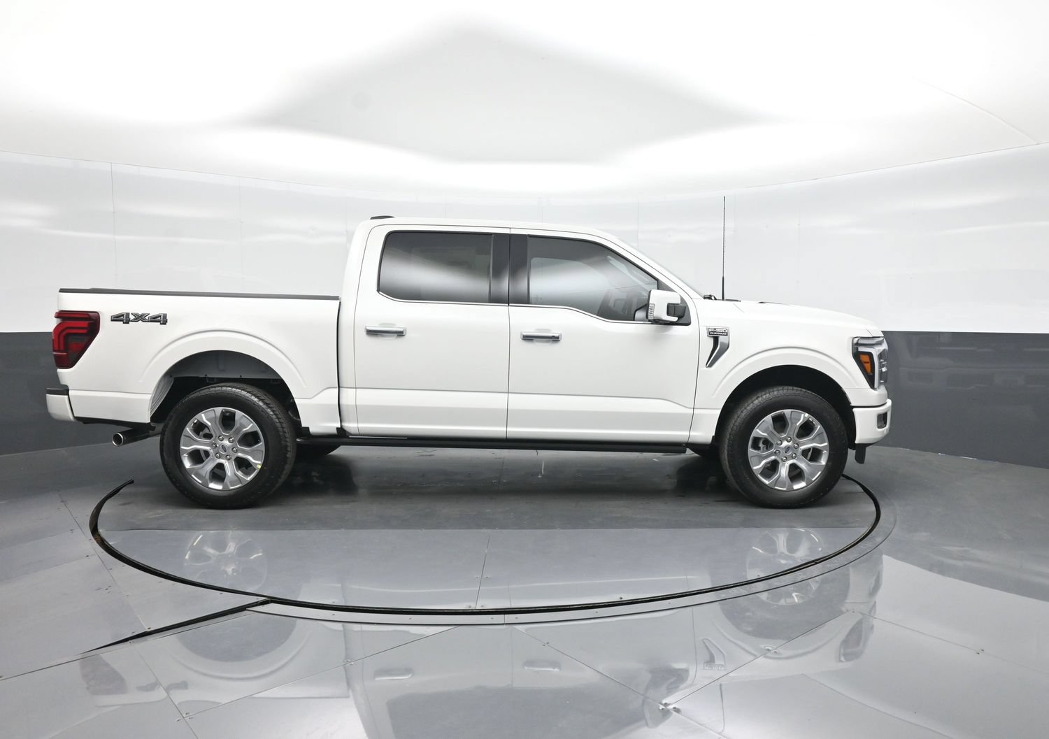 Certified 2026 Ford F150 Platinum w/ Equipment Group 701A Standard AWD/4WD image 16
