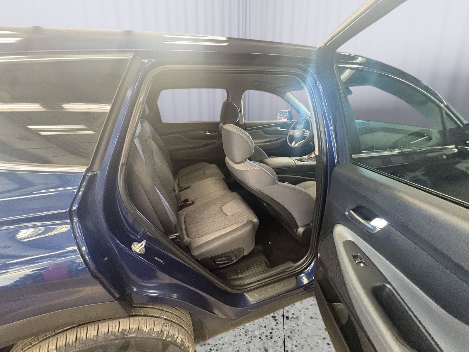 Used 2023 Hyundai Santa Fe SE FWD image 16