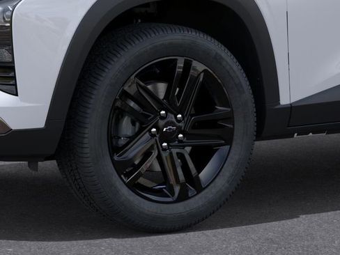 New 2026 Chevrolet Trax ACTIV w/ Driver Confidence Package FWD image 9