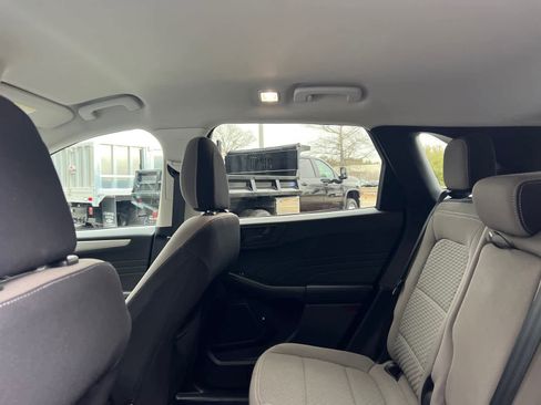 Used 2022 Ford Escape SE w/ Convenience Package image 30