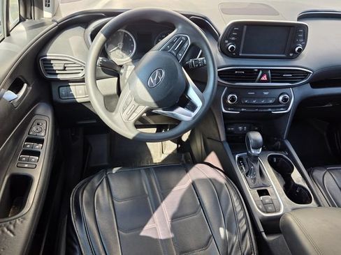 Used 2020 Hyundai Santa Fe SE FWD image 11