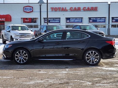 Used 2018 Acura TLX V6 SH-AWD w/ Technology Pkg image 2