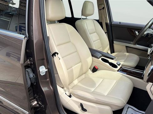 Used 2015 Mercedes-Benz GLK 350 4MATIC image 14