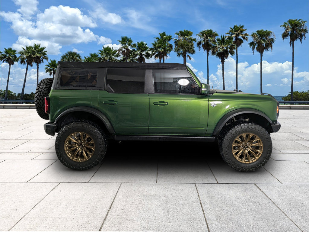 Used 2022 Ford Bronco Outer Banks w/ Sasquatch Package AWD/4WD image 9