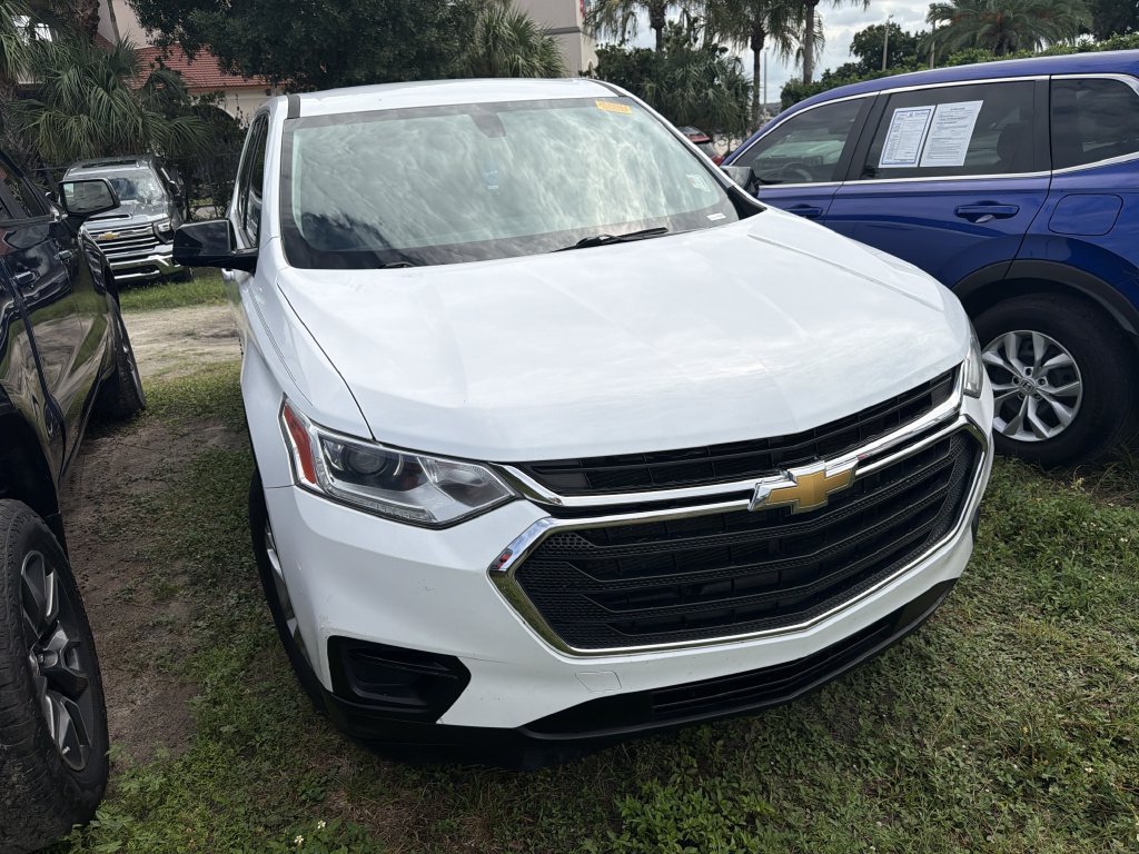 Used 2020 Chevrolet Traverse LS w/ LPO, Floor Liner Package FWD image 3