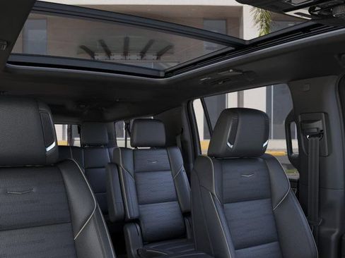 New 2026 Cadillac Escalade ESV Luxury AWD/4WD image 24