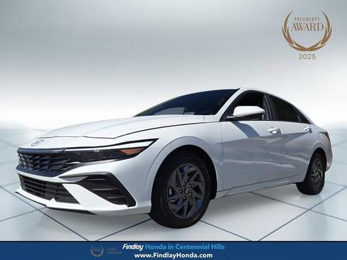 Used 2024 Hyundai Elantra Blue FWD image 1