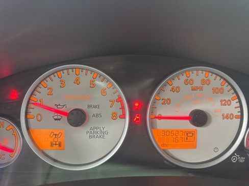 Used 2021 Nissan Frontier PRO-4X w/ Pro-4x Utility Package image 13