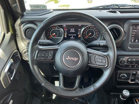 Used 2021 Jeep Gladiator Sport AWD/4WD image 23