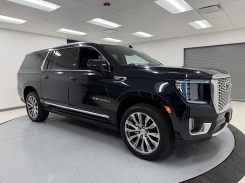 Used 2021 GMC Yukon XL Denali image 76