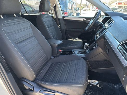 Used 2024 Volkswagen Tiguan S image 31