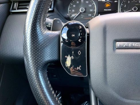 Used 2020 Land Rover Range Rover Velar S image 21