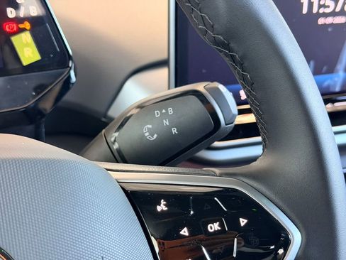 New 2026 Volkswagen ID.4 Pro image 16