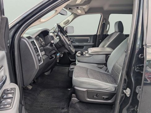 Used 2017 RAM 1500 Big Horn image 33