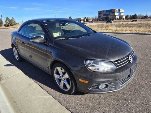 Used 2012 Volkswagen Eos Lux image 7
