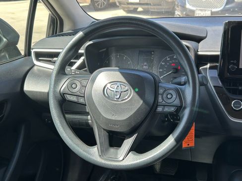 Certified 2025 Toyota Corolla LE image 34