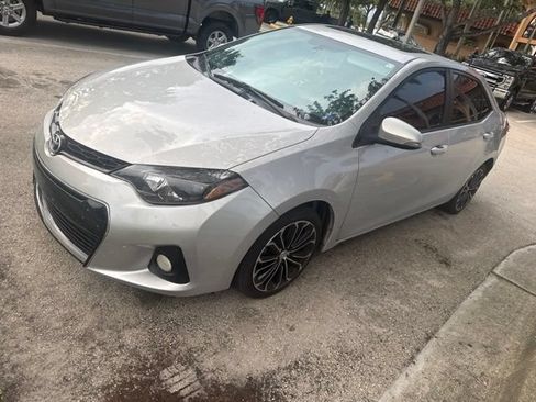 Used 2015 Toyota Corolla S FWD image 1