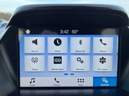 Certified 2017 Ford Escape SE w/ Equipment Group 201A image 32