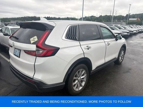 Used 2024 Honda CR-V EX-L image 2