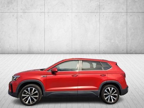 Used 2022 Volkswagen Taos SE image 8