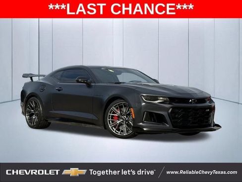 Used 2024 Chevrolet Camaro ZL1 RWD image 1