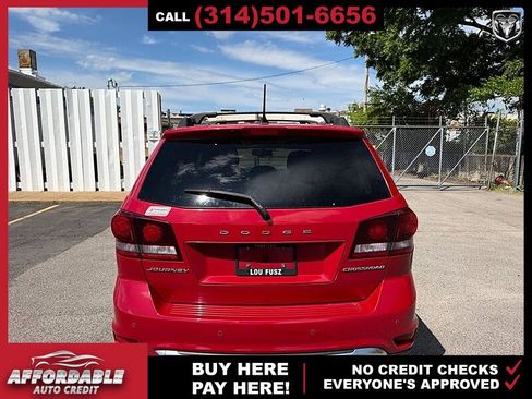 Used 2018 Dodge Journey Crossroad w/ Driver Convenience Group FWD image 4