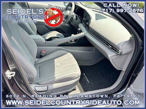 Used 2022 Hyundai Elantra SEL image 12