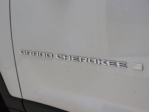 Used 2024 Jeep Grand Cherokee L Limited w/ Luxury Tech Group II image 69