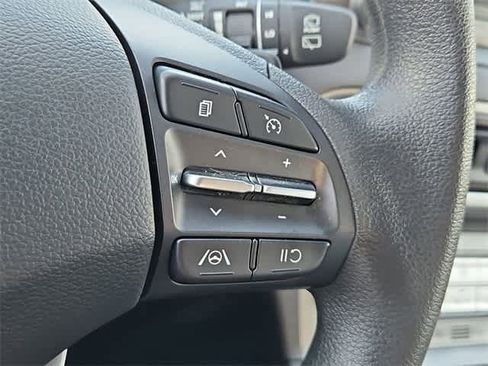 Certified 2023 Hyundai Kona SE image 24