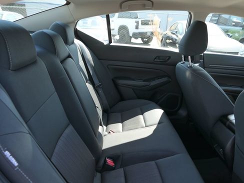 Used 2024 Nissan Altima 2.5 SV FWD image 22