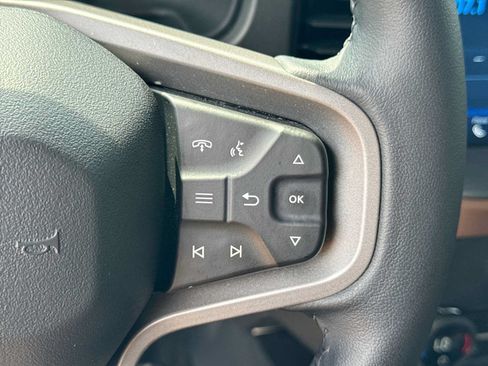 Used 2024 Ford Bronco Outer Banks AWD/4WD image 24