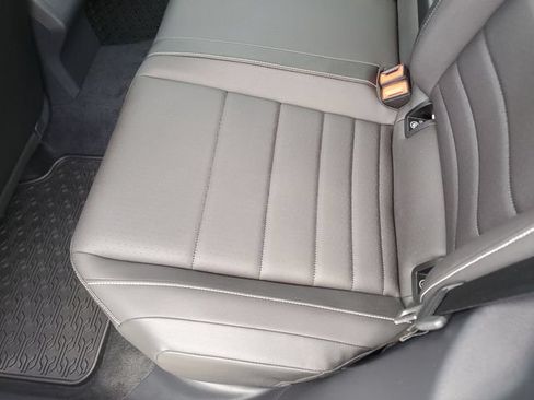 Certified 2024 Volkswagen Jetta SE w/ Panoramic Sunroof Package FWD image 15